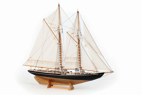 1:100 Bluenose II -Wooden hull