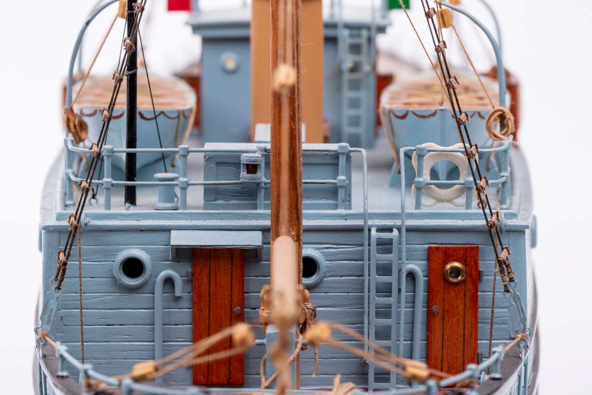 1:72 ST. Roch -Wooden hull