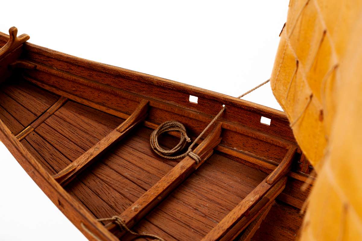 1:25 Roar Ege  -Wooden hull