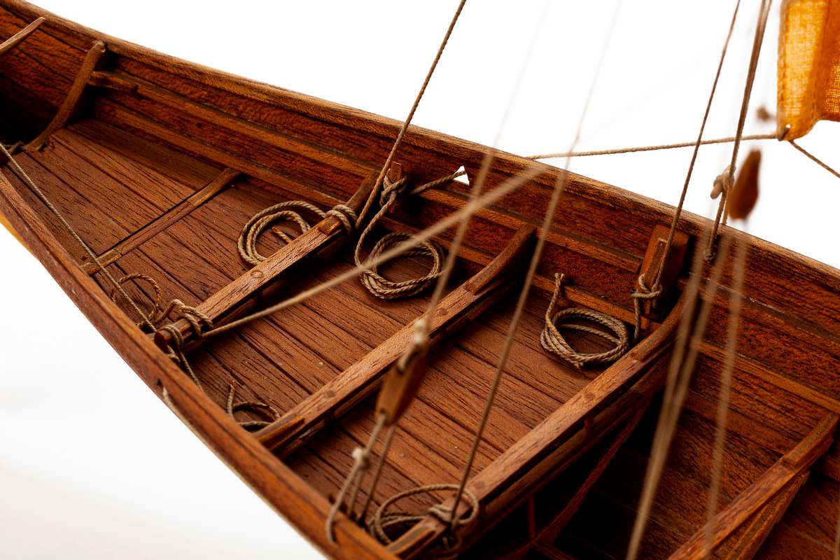 1:25 Roar Ege  -Wooden hull
