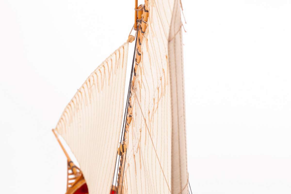 1:80 LE MARTEGAOU - Wooden hull