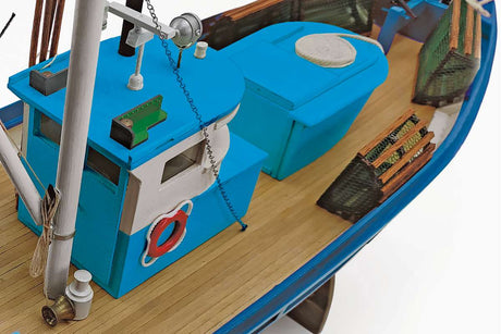 1:20 MONTEREY mediterranean edition)- wooden hull