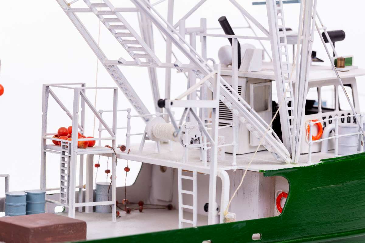 1:60 Andrea Gail -Wooden hull Photo manual