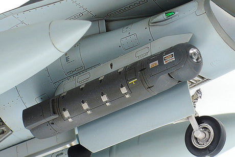 1/48 F-16C (block 25/32)