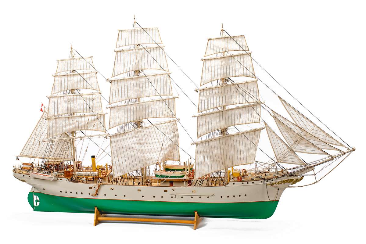 1:75 Danmark Special Edition -Wooden hull