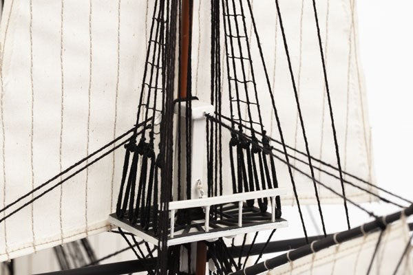 1:100 USS Constitution -Wooden hull
