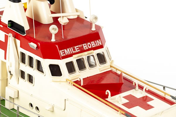 1:33 Emile Robin SAR boat plastic hull Photomanual