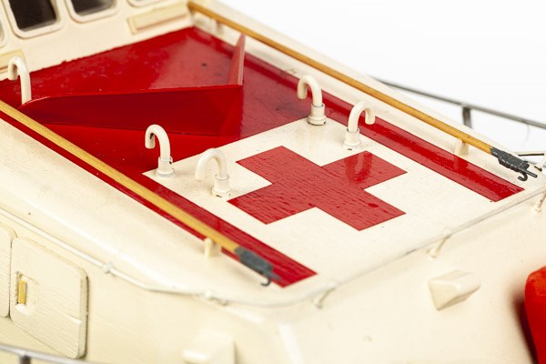 1:33 Emile Robin SAR boat plastic hull Photomanual