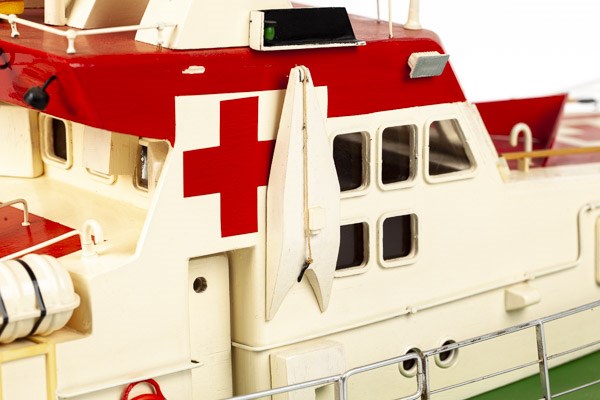 1:33 Emile Robin SAR boat plastic hull Photomanual