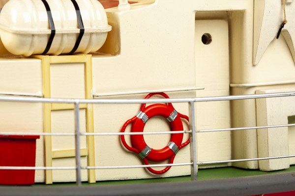 1:33 Emile Robin SAR boat plastic hull Photomanual