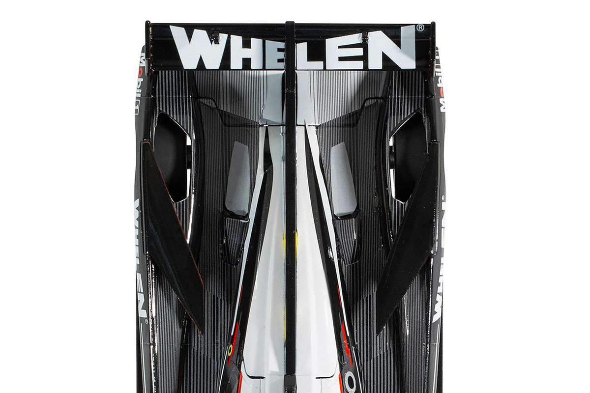 Cadillac V-Series R. Whelen Engineering