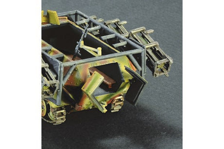 1:72 Sd.Kfz. 251/1 \'\'Stuka Zu Fuss\'\'