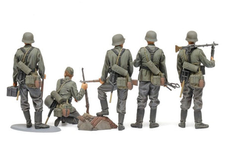 1:35 German Infantry Set (Mid-WWII)
