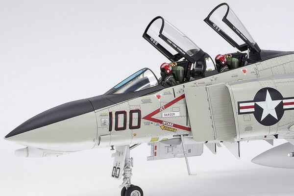 1/48 McDonnell Douglas T F-4B Phantom II T