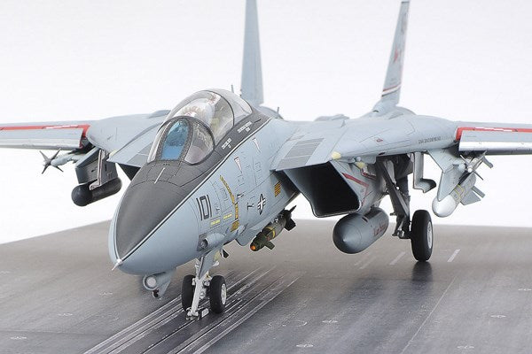 1/48 Grumman F-14A TomcatT (Late Model)