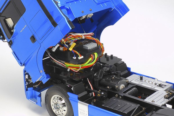 1/14 Man TGX 26.540 6x4 XLX (Light Metallic Blue)