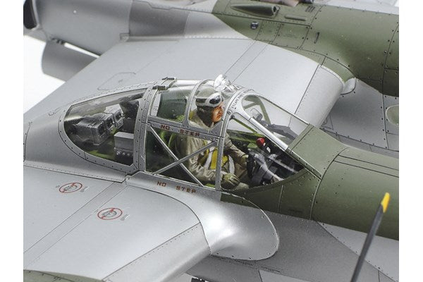 1/48 Lockheed® P-38®J Lightning®