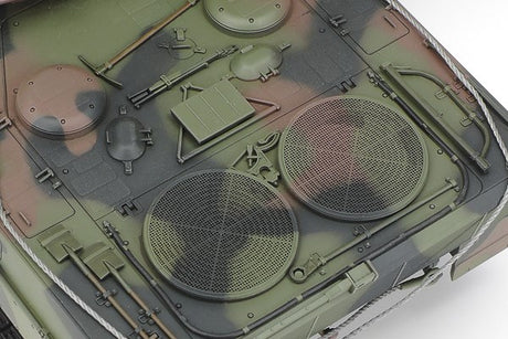 1/35 Leopard 2 A6 Tank \'Ukraine\'