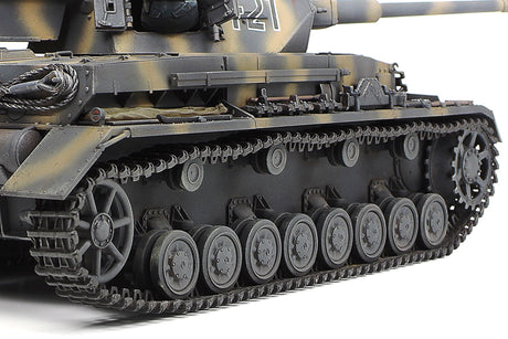 1/35 German Tank Panzerkampfwagen IV Ausf.G Early