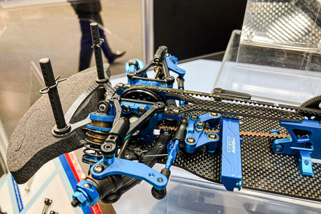1/10 R/C TRF421 Chassis Kit