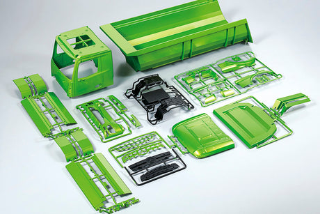 1/14 R/C Mercedes-Benz 4151 8x4 (Candy Green)