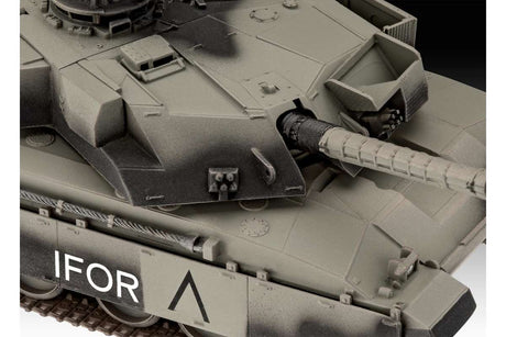 Challenger 1 1:72