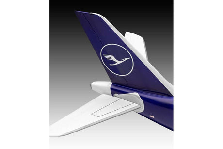 A340-300 Lufthansa New Livery 1:144
