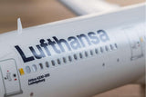 Airbus A330-300 - Lufthansa \'New Livery\' 1:144