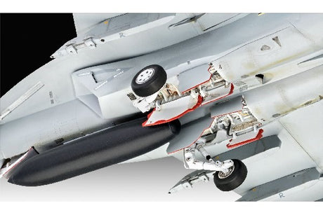 1:48 F/A-18E Super Hornet \'Top Gun\'