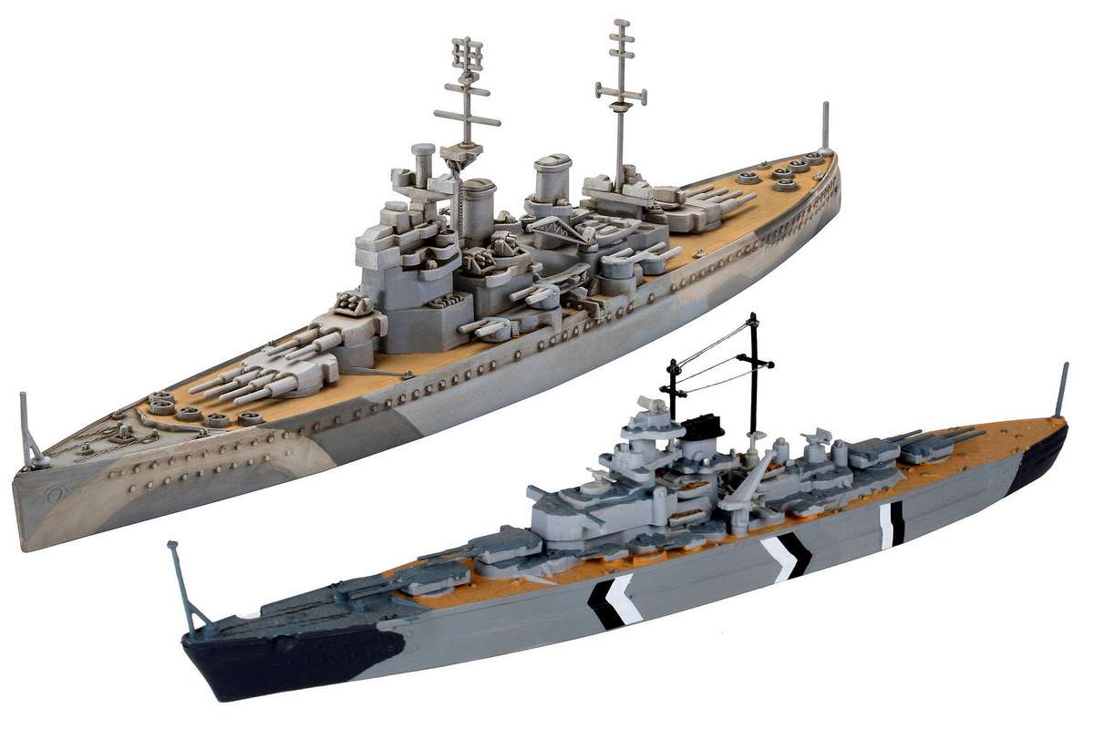 First Diorama Set - Bismarck Battle 1:1200