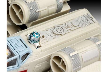 1:57 X-wing Fighter