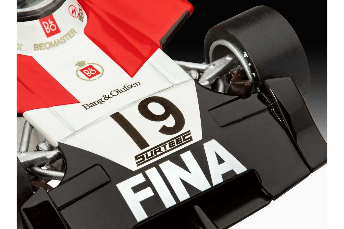 Surtees TS16/03 1:32