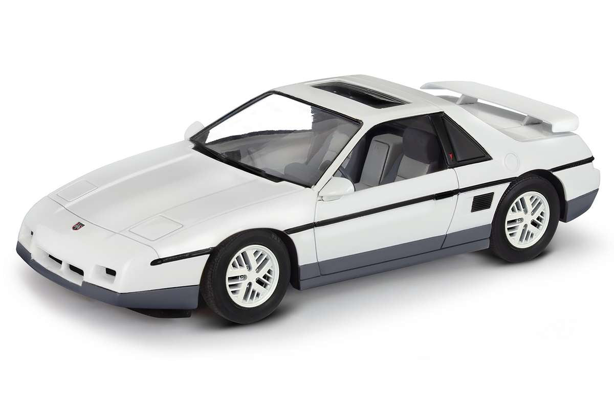 1985 Fiero GT 1:24