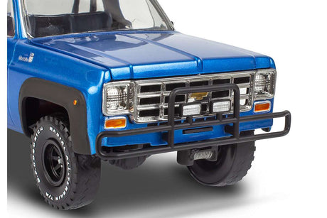 78 Chevy 4x4 Pickup with Go-kart 1:25
