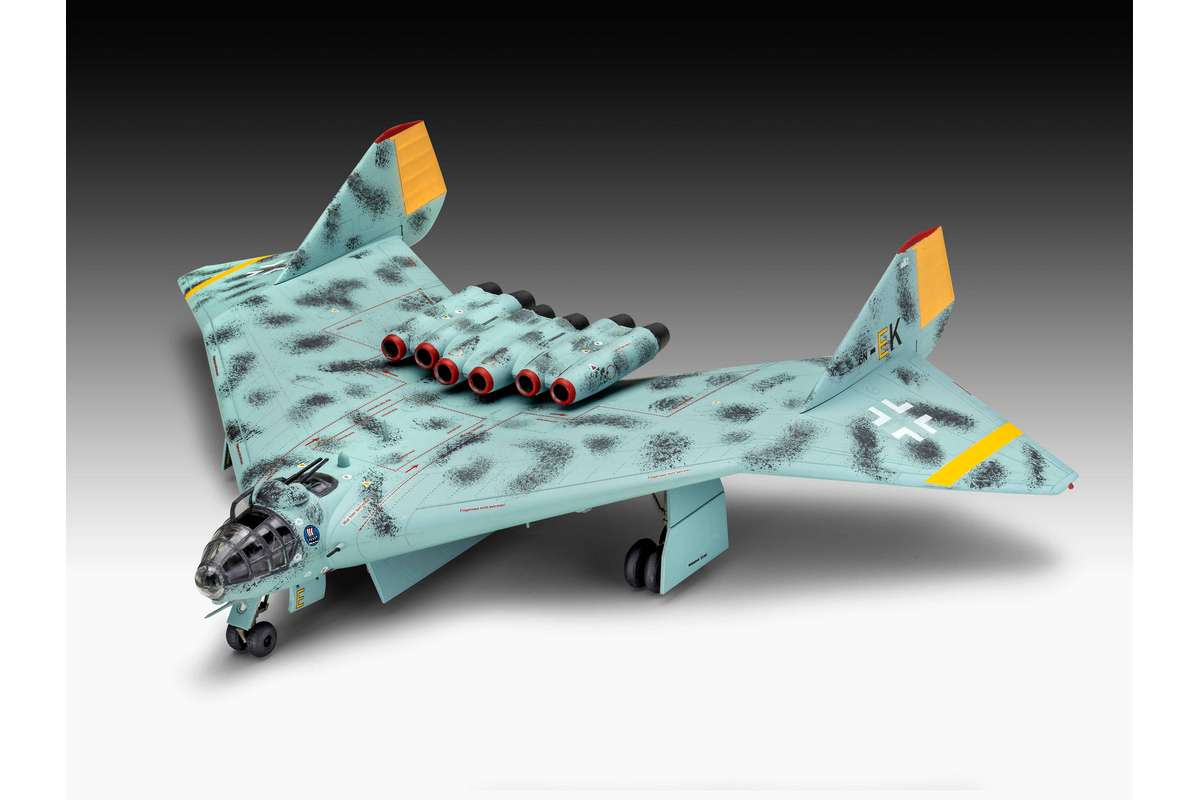 Model Set Arado Ar E.555, P-series 1:72