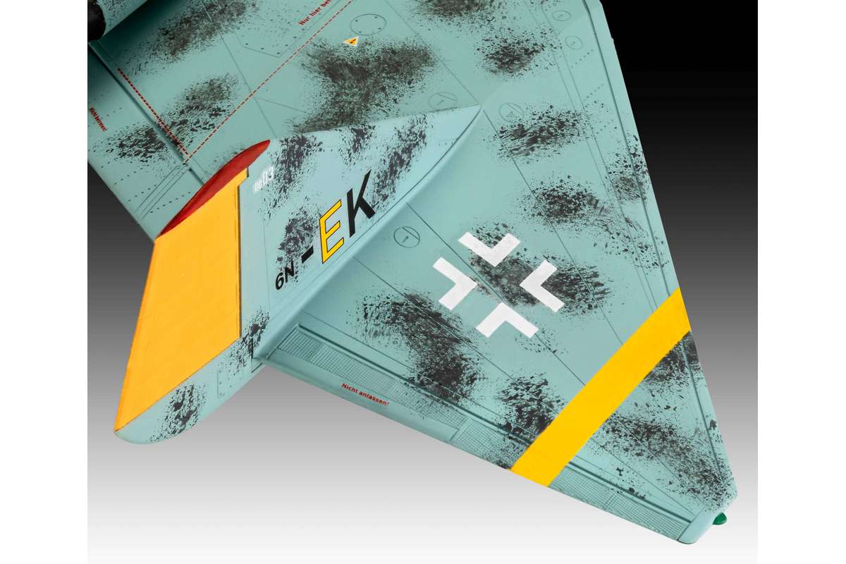 Model Set Arado Ar E.555, P-series 1:72