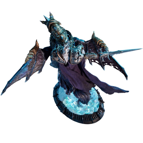 Blizzard World of Warcraft – Lich King &amp; Invincible Statue