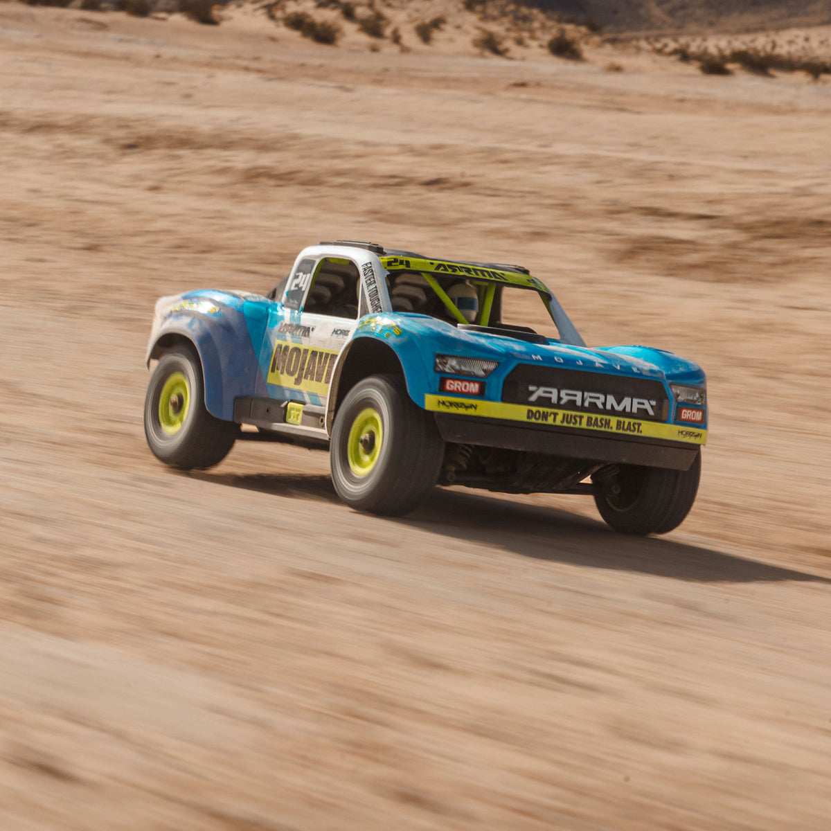 MOJAVE GROM 4x4 SMART Small Scale Desert Truck