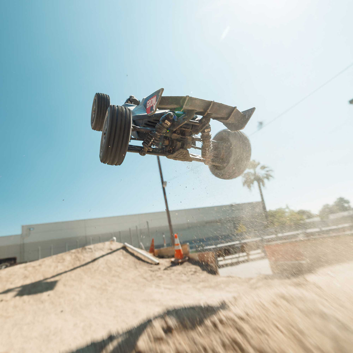 1/14 TYPHON GROM 223S DSC 4X4 RTR Brushless Buggy (Battery & Charger Included)