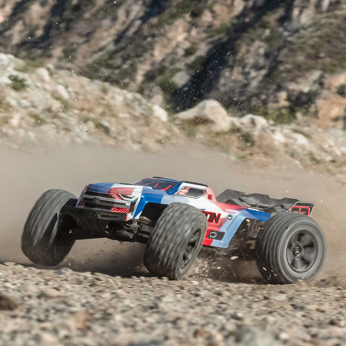 1/8 KRATON 4X4 6S BLX BRUSHLESS V6 SPEED TRUCK RTR