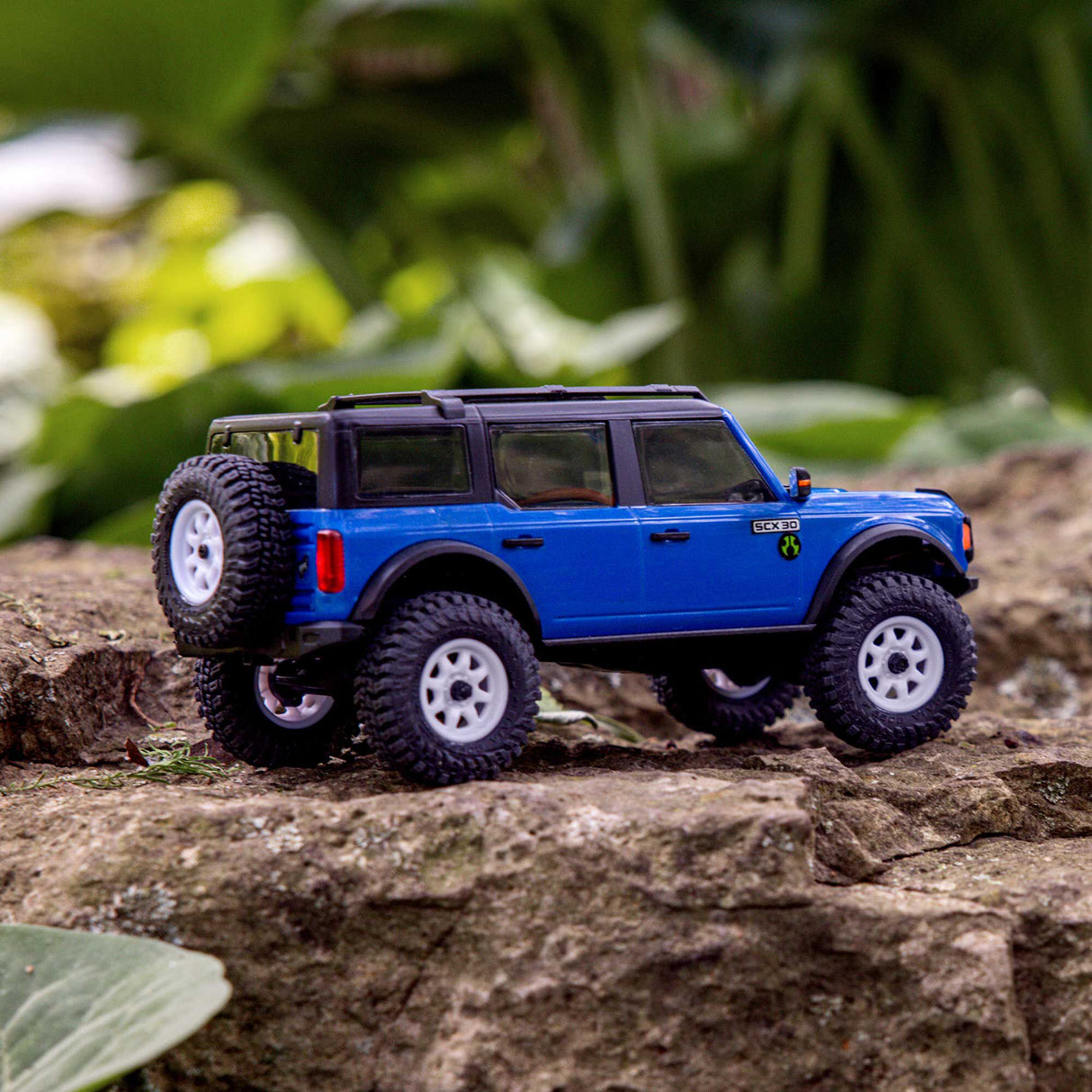 1/30 SCX30 Ford Bronco 4X4 RTR Brushed Rock Crawler (Battery & Charger Included), Blue