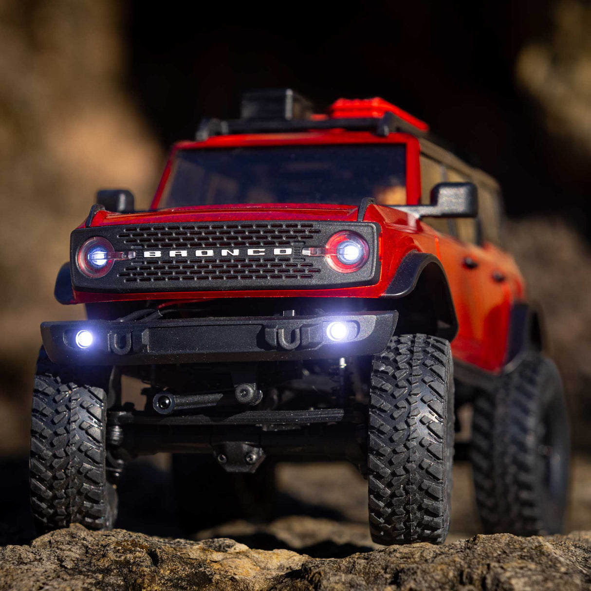 1/24 SCX24 2021 Ford Bronco 4WD Truck RTR, Red