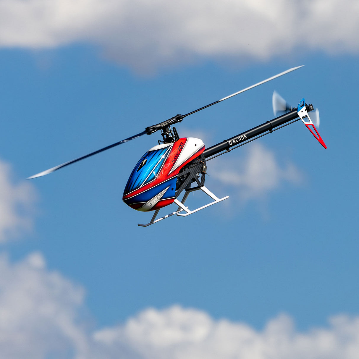 Fusion 700 Kit w/Motor and Blades