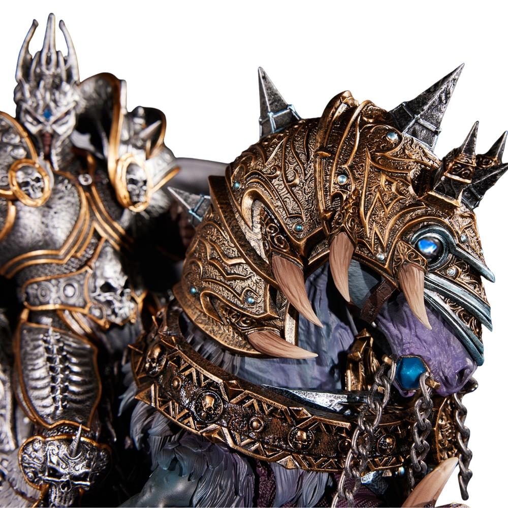 Blizzard World of Warcraft -The Lich King & Invincible (14-Inch) Statue