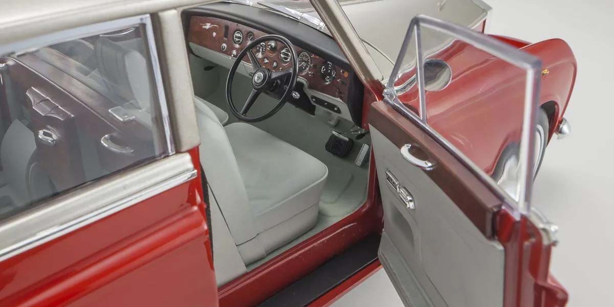 KYOSHO DIE CAST KS08905RLB - Kyosho 1:18 Rolls-Royce Phantom VI EWB 1968 Red-Light Beige