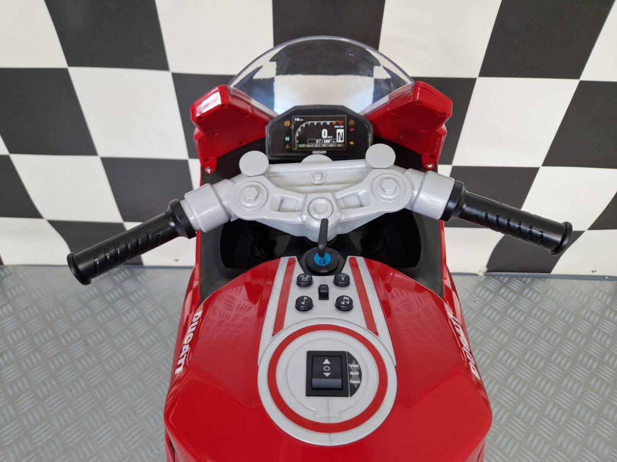 Ducati Panigale elmotorcykel för barn