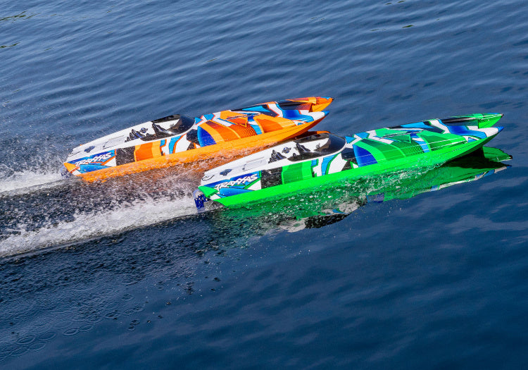 Traxxas 57046-4 DCB M41 Catamaran BL TQi TSM