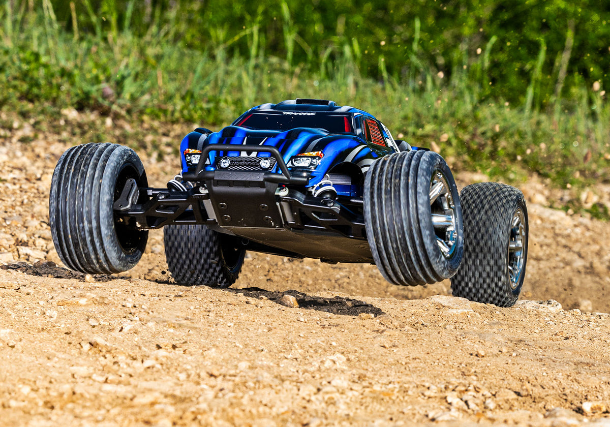 Traxxas Rustler 2WD BL-2s EHD - FREE COMBO DEAL - LIPO 2s & Charger