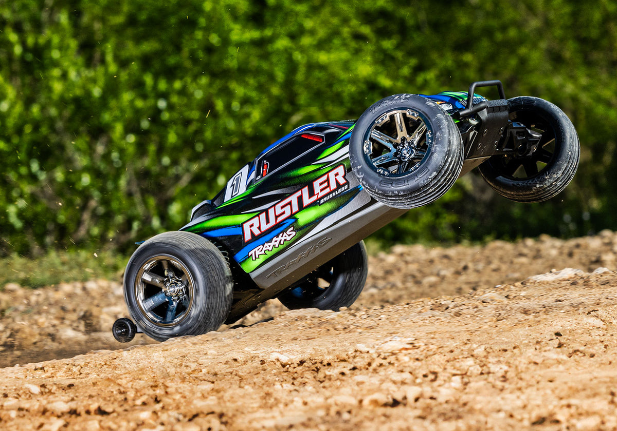 Traxxas Rustler 2WD BL-2s EHD - FREE COMBO DEAL - LIPO 2s & Charger