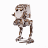 UGEARS Star Wars AT-ST Walker – 3D træbyggesæt med gangmekanisme (370 dele)